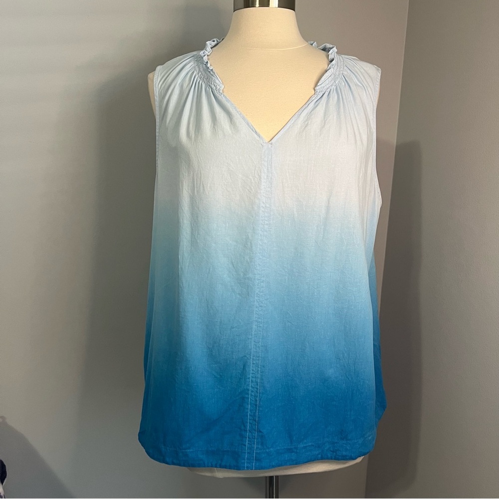 Time and Tru Women's XL Ombre Blue Sleeveless Tank Ruffle Neck Linen Blend